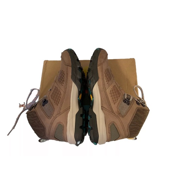 Vasque Women's Talus AT UltraDry Lace Up Boots - Picture 5 of 10